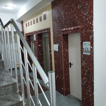 Apartament Mona * Mamaia