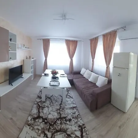 Apartament Mona *