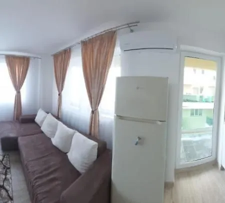 Apartament Mona * Mamaia